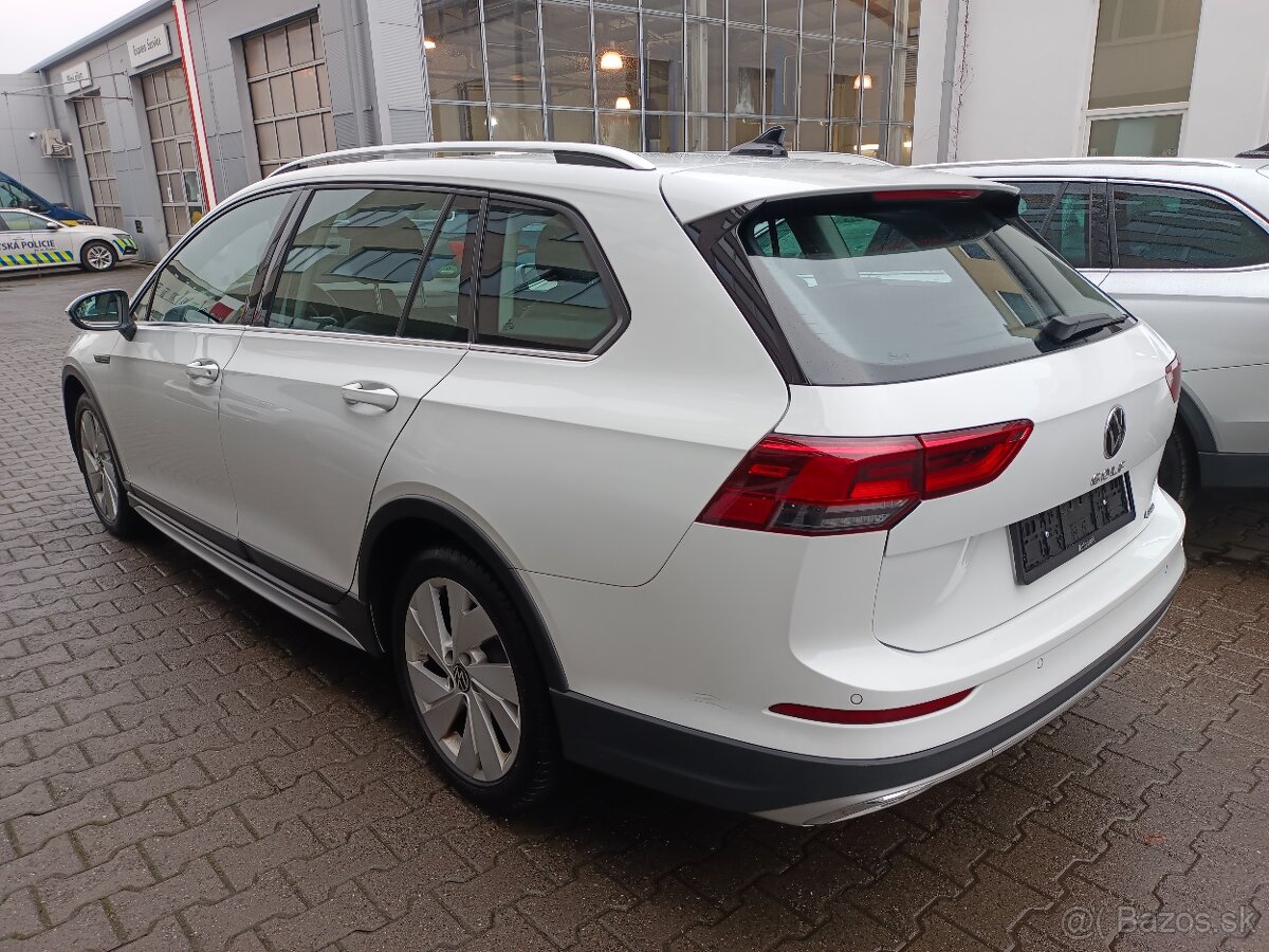 VW Golf Kombi TDI 147kW 4x4 DSG Alltrack - záruka Autodraft - 3
