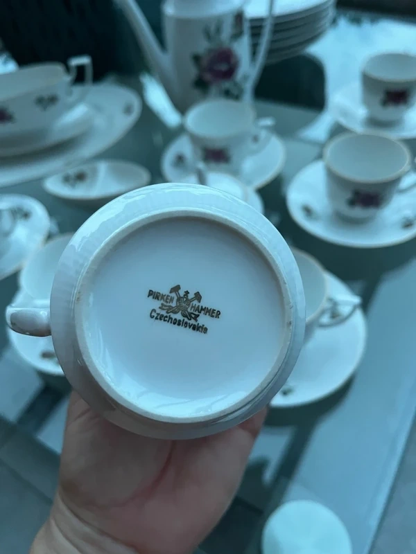 🌹 Elegancia s vôňou ruží: Luxusná porcelánová súprava Pirke - 3