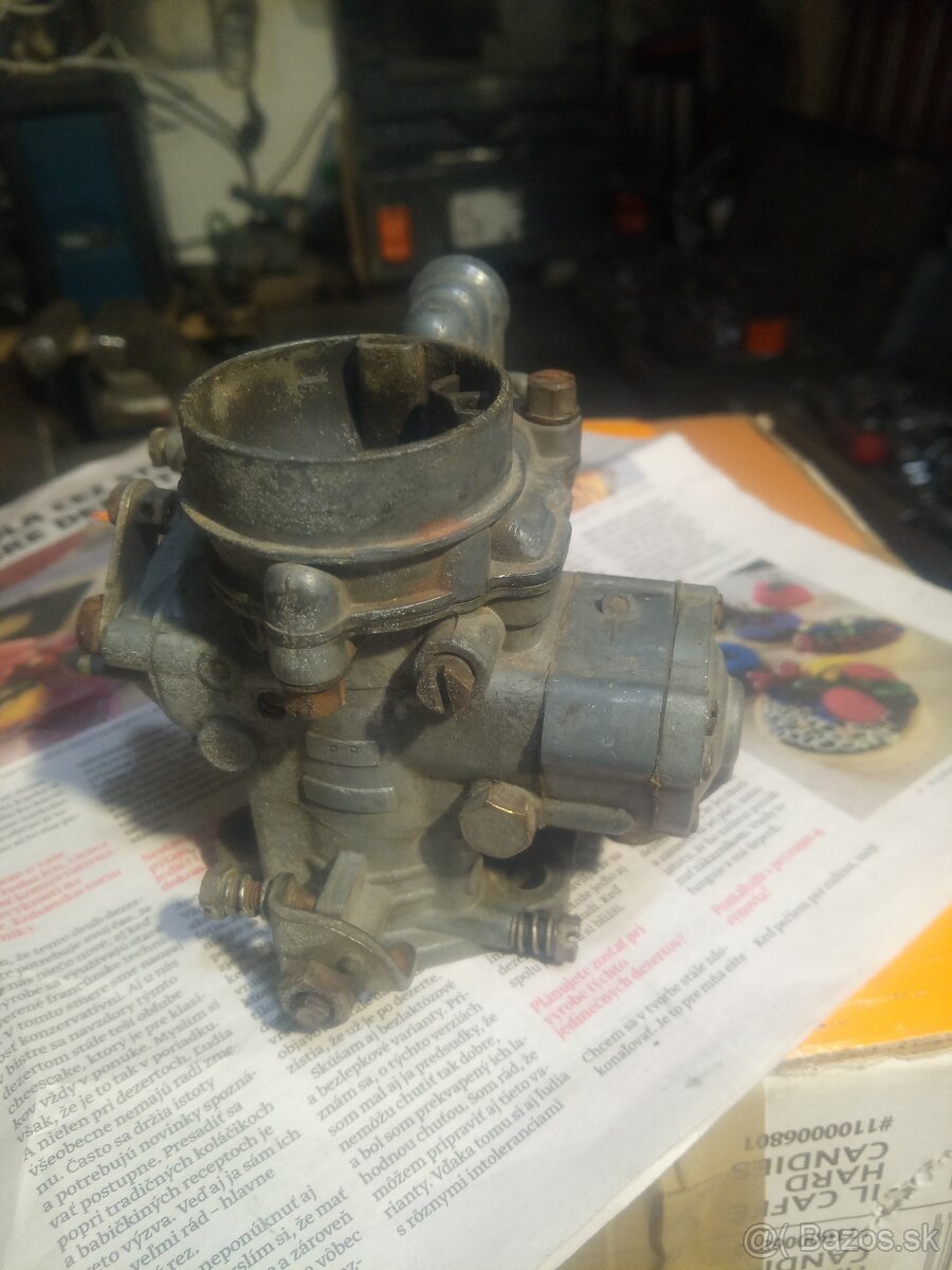 Predám karburátor Jikov - 3