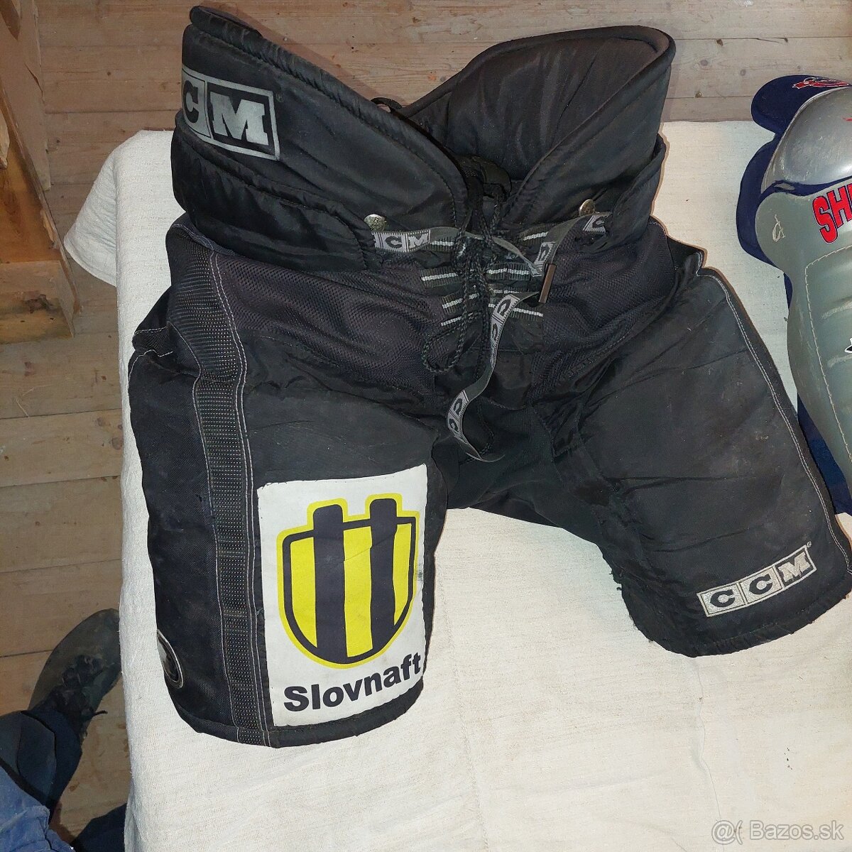 Hokejová výstroj - 3