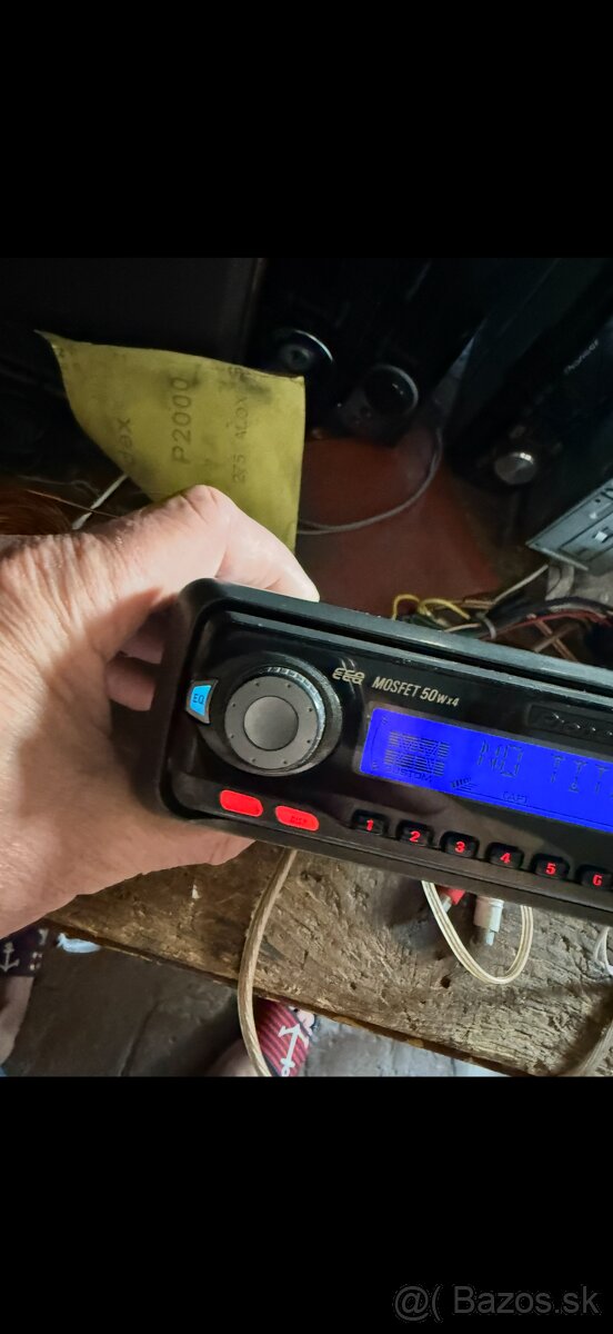 Pioneer DEH-4300RB - 3