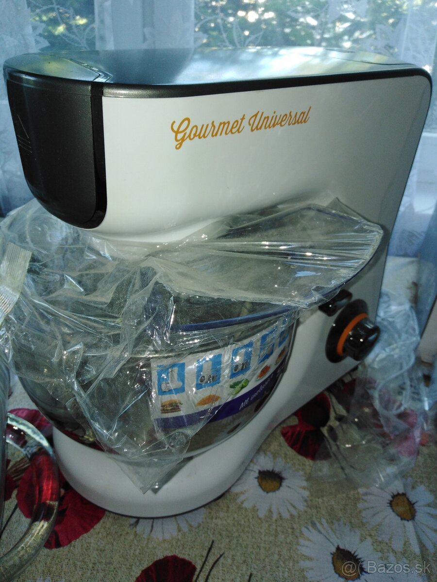 Kuchynský robot - 3