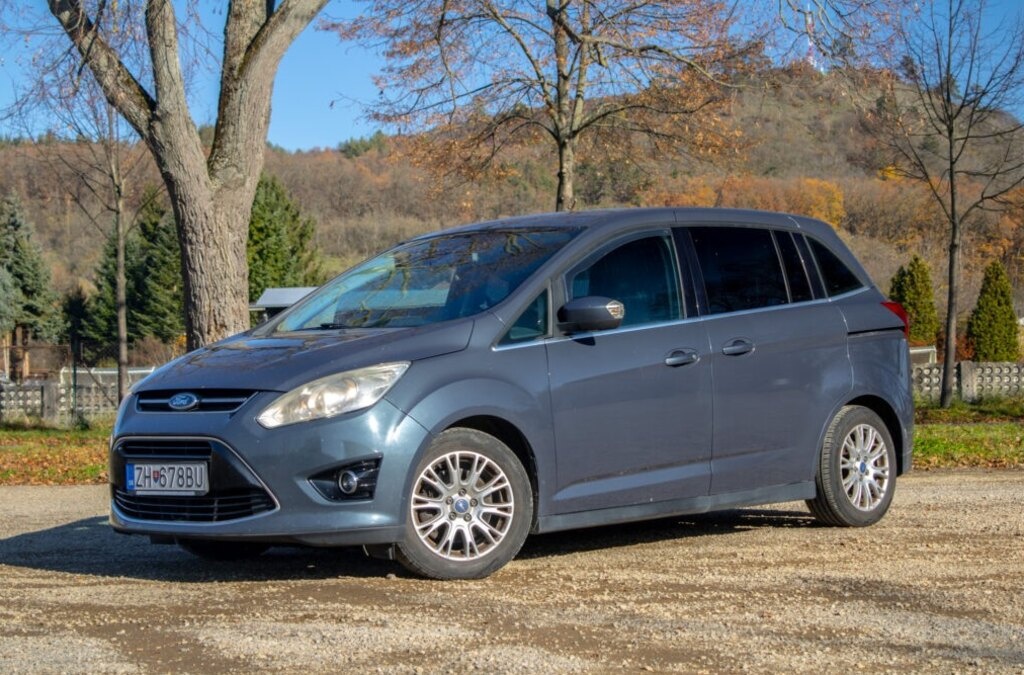 Ford Grand C-Max 2011 - 3