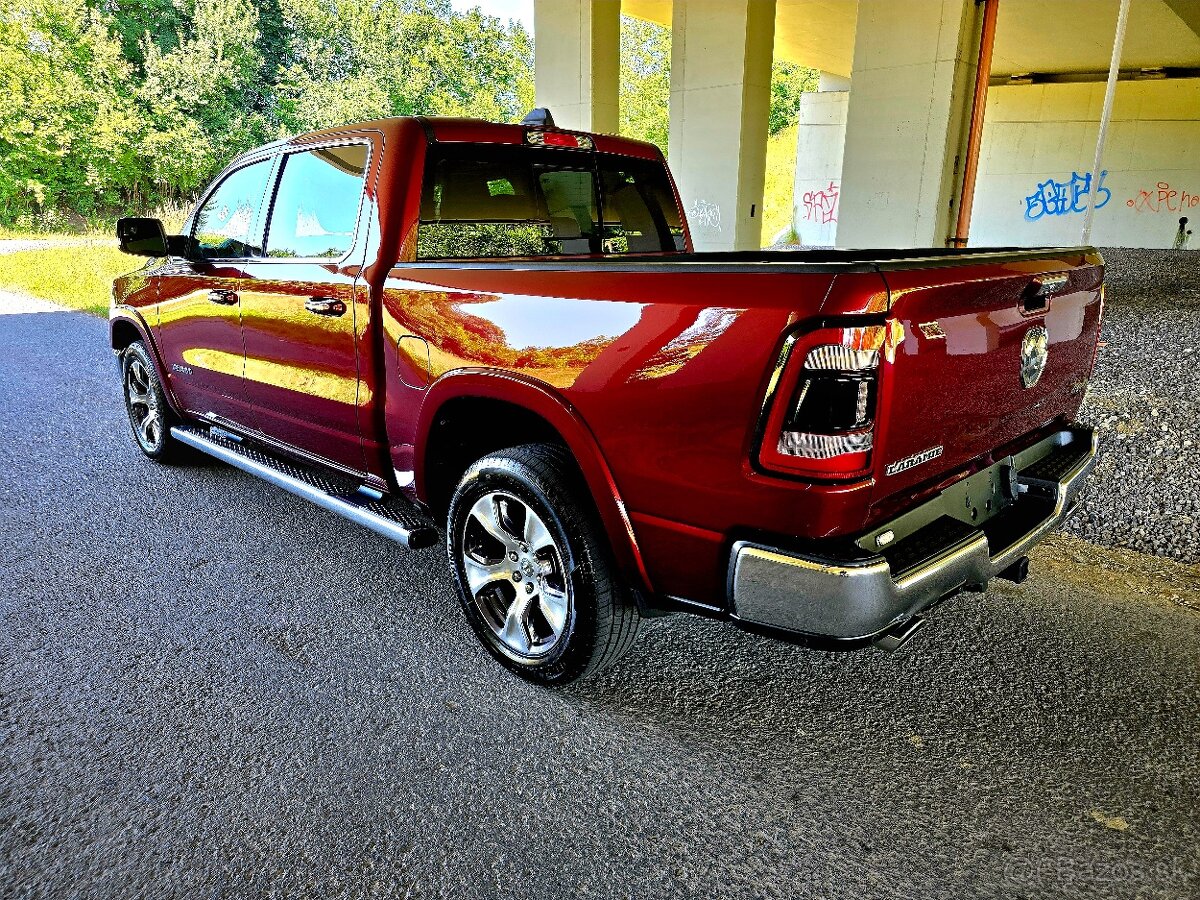 Dodge Ram 1500, MAX VYBAVA, NEBOURANÉ, DPH, 4x4, 5,7 HEMI