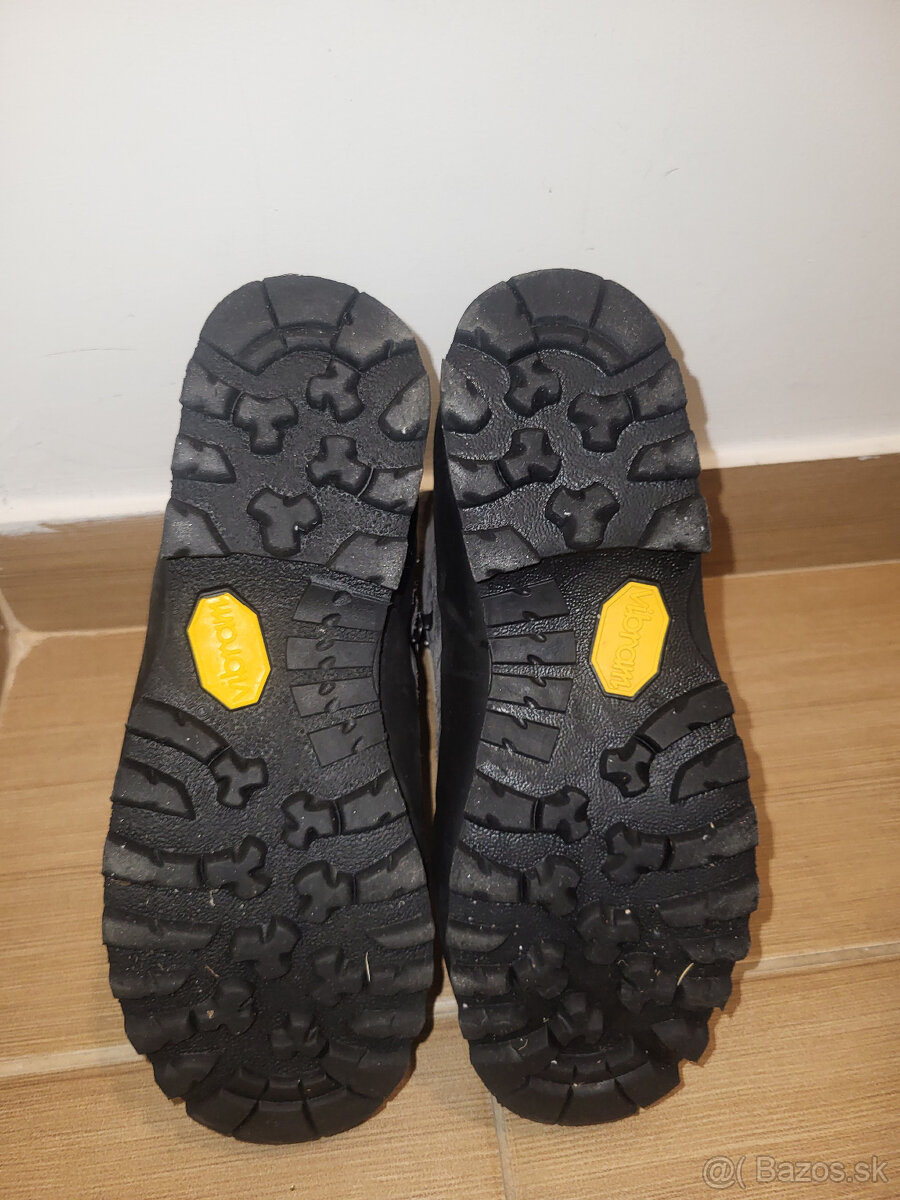 Predám zimné turistické topánky PLANIKA - 3