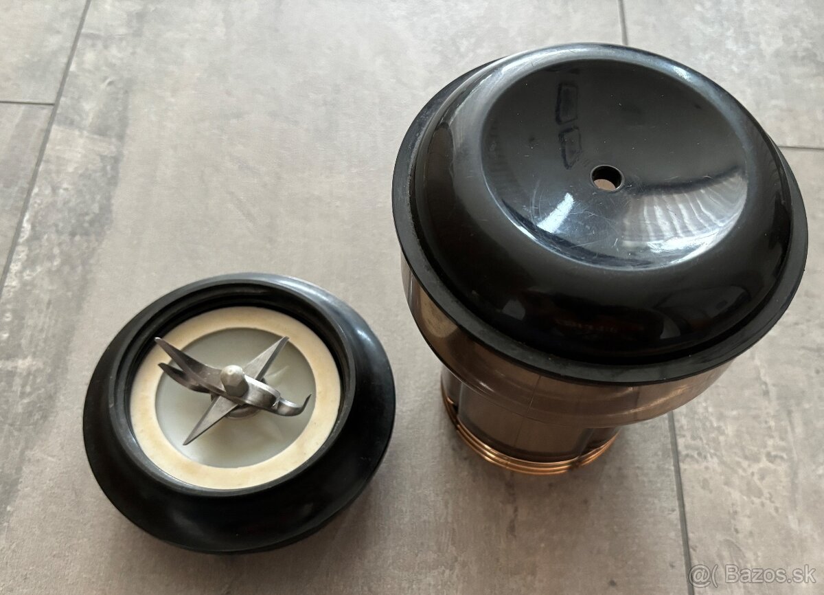 ETA NÁDOBA S NOŽMI - 3