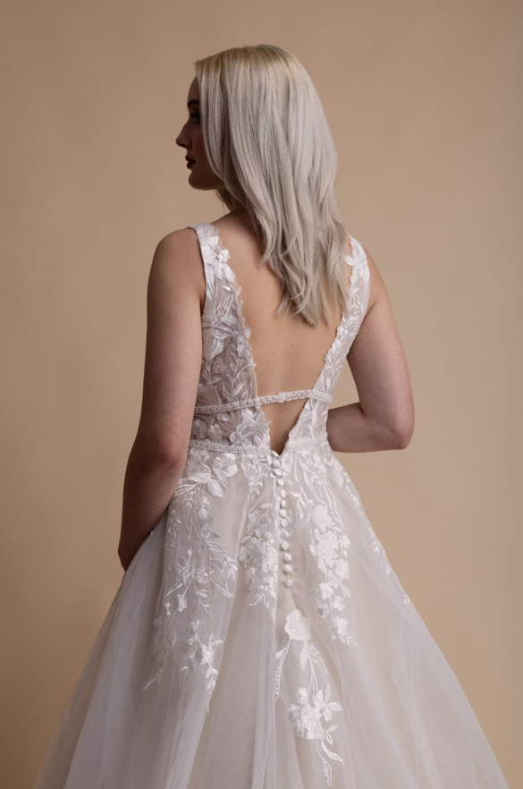 Nové svadobné šaty ivory - 3