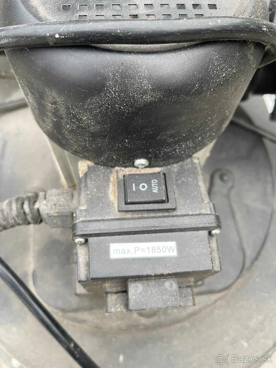 Vysávač do dielne - 3