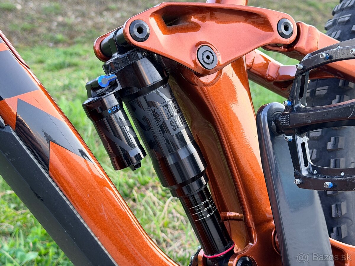 Trek Slash 8 gen 5 2024 - 3