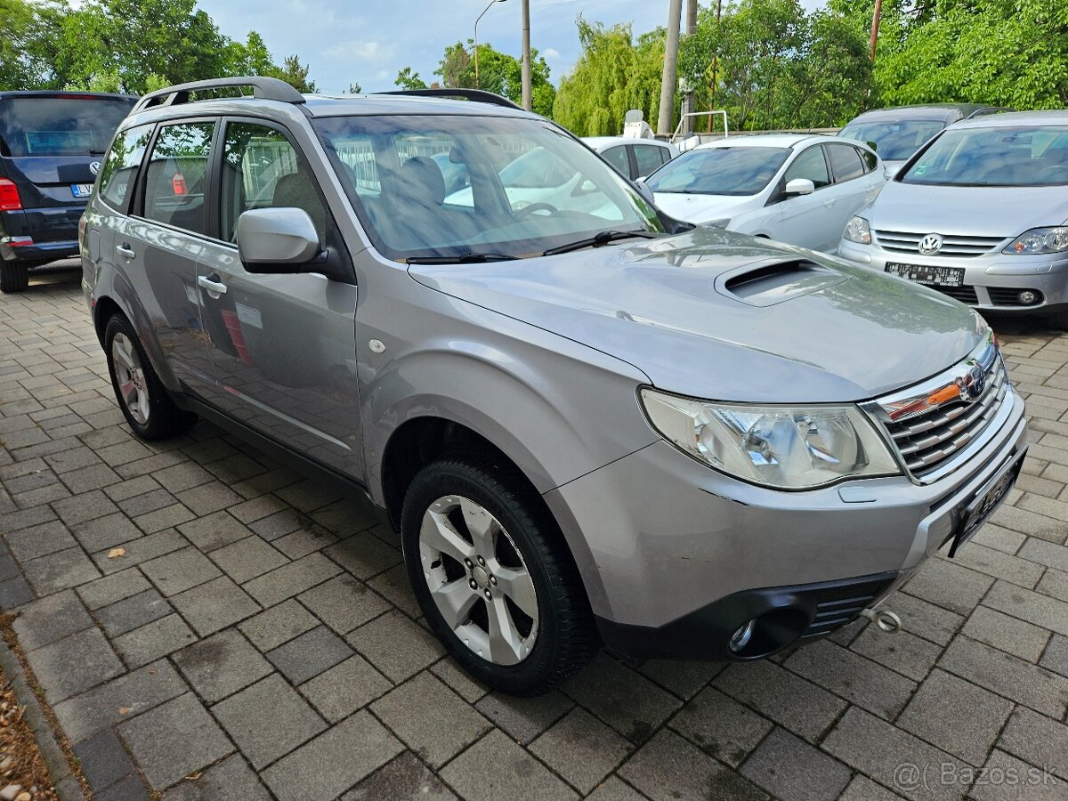 Predám Subaru Forester 2,0d - 3