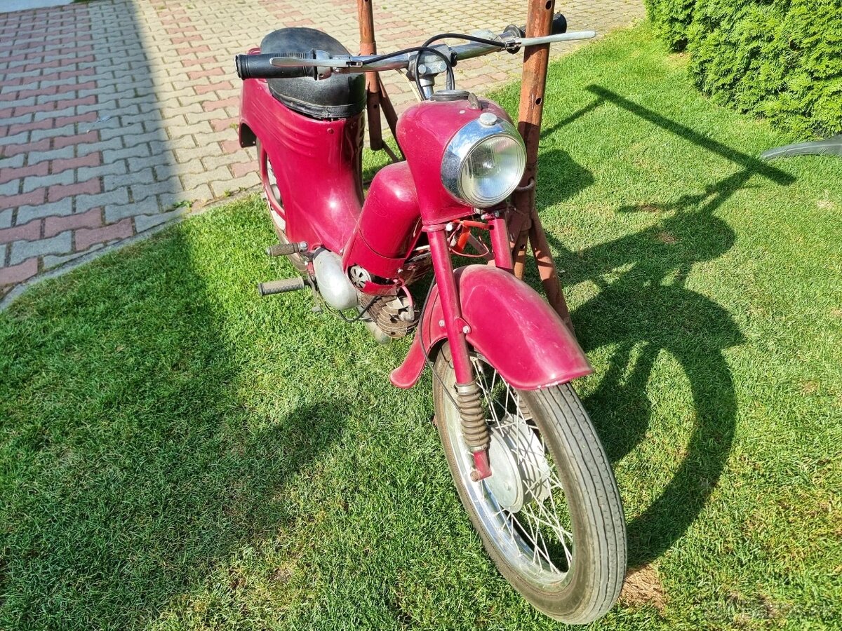 JAWA 555 1960 - 3