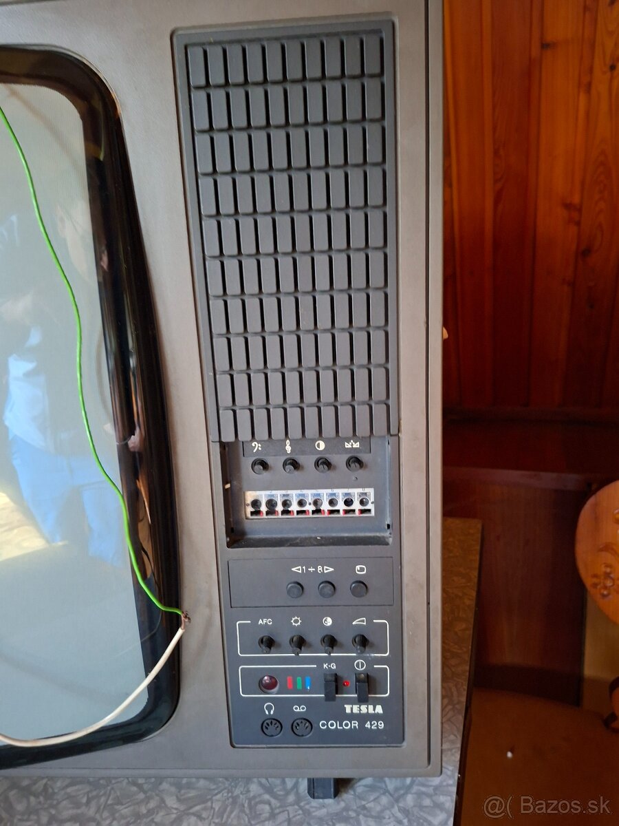 Televizor Tesla color 429 - 3