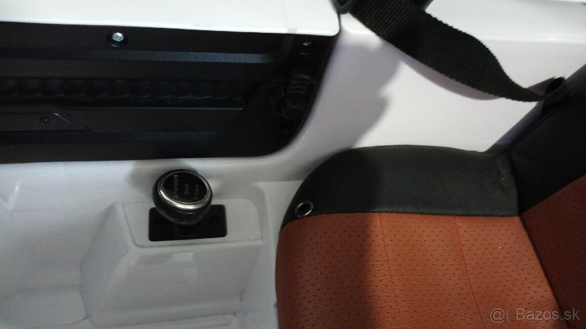 Elektrické autíčko jeep 4x4 - 3