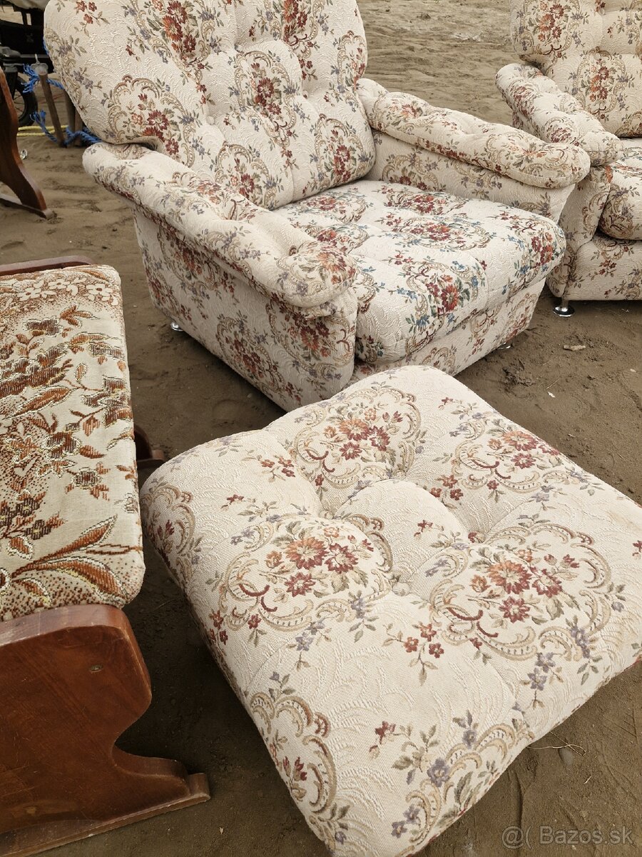 Kresla stoly stoličky - 3