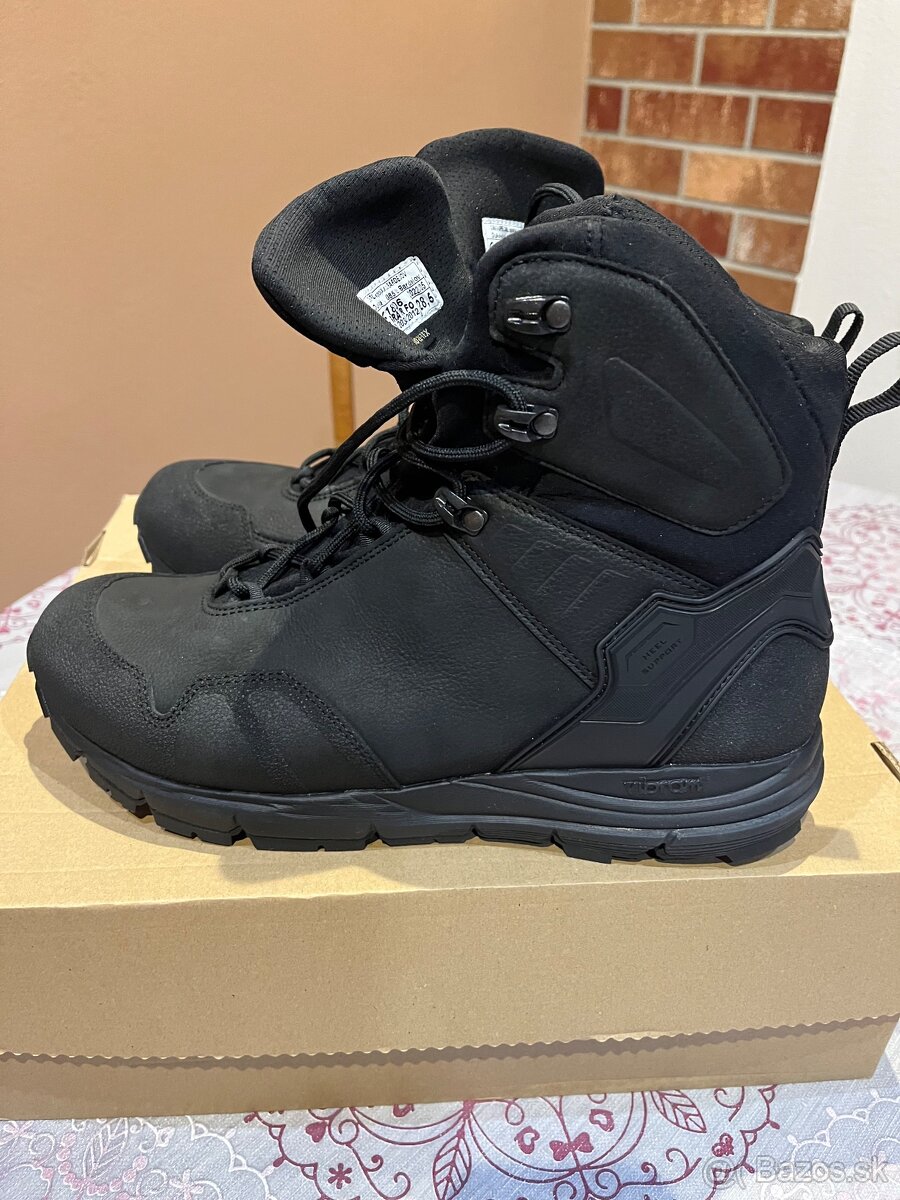 Goretex 43 - 3