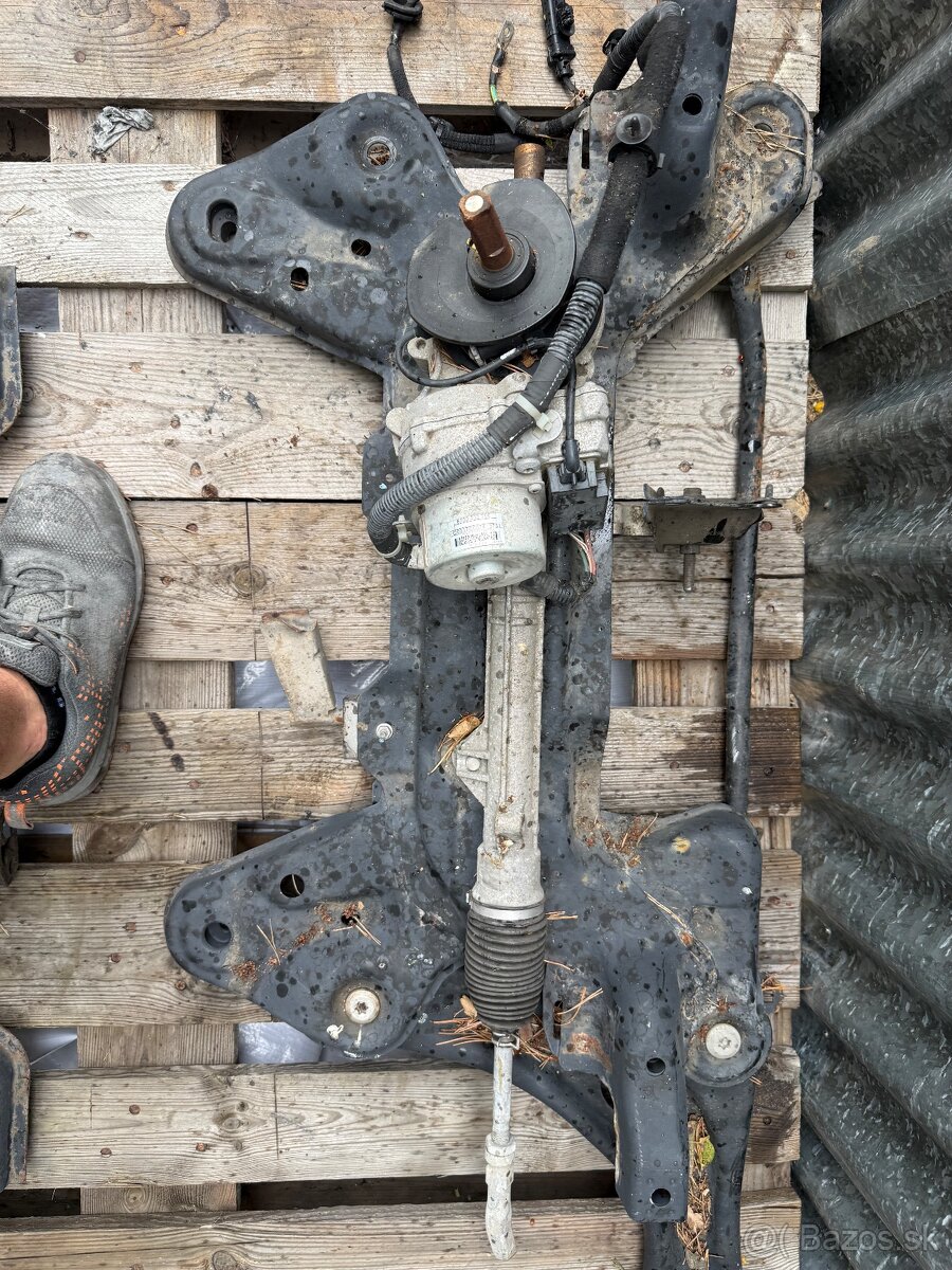 Predná nápravná zostava s elektrickým posilňovačom riadenia - 3