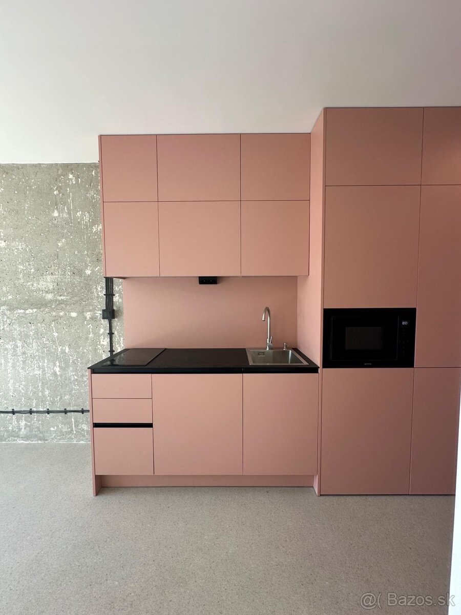 prenájom 1.izbový byt Košice, mestska cast Terasy - 3