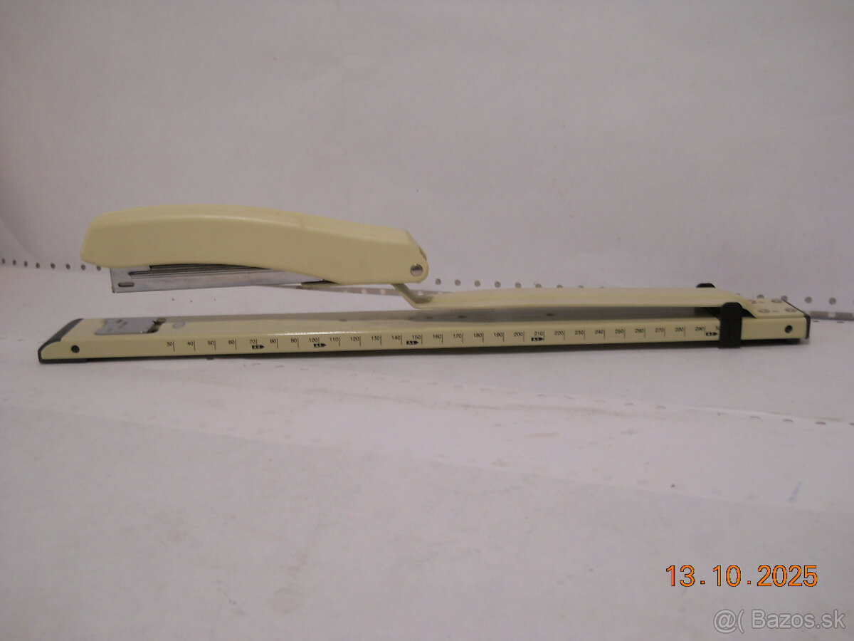 Predám staré kancelárske veci - 3