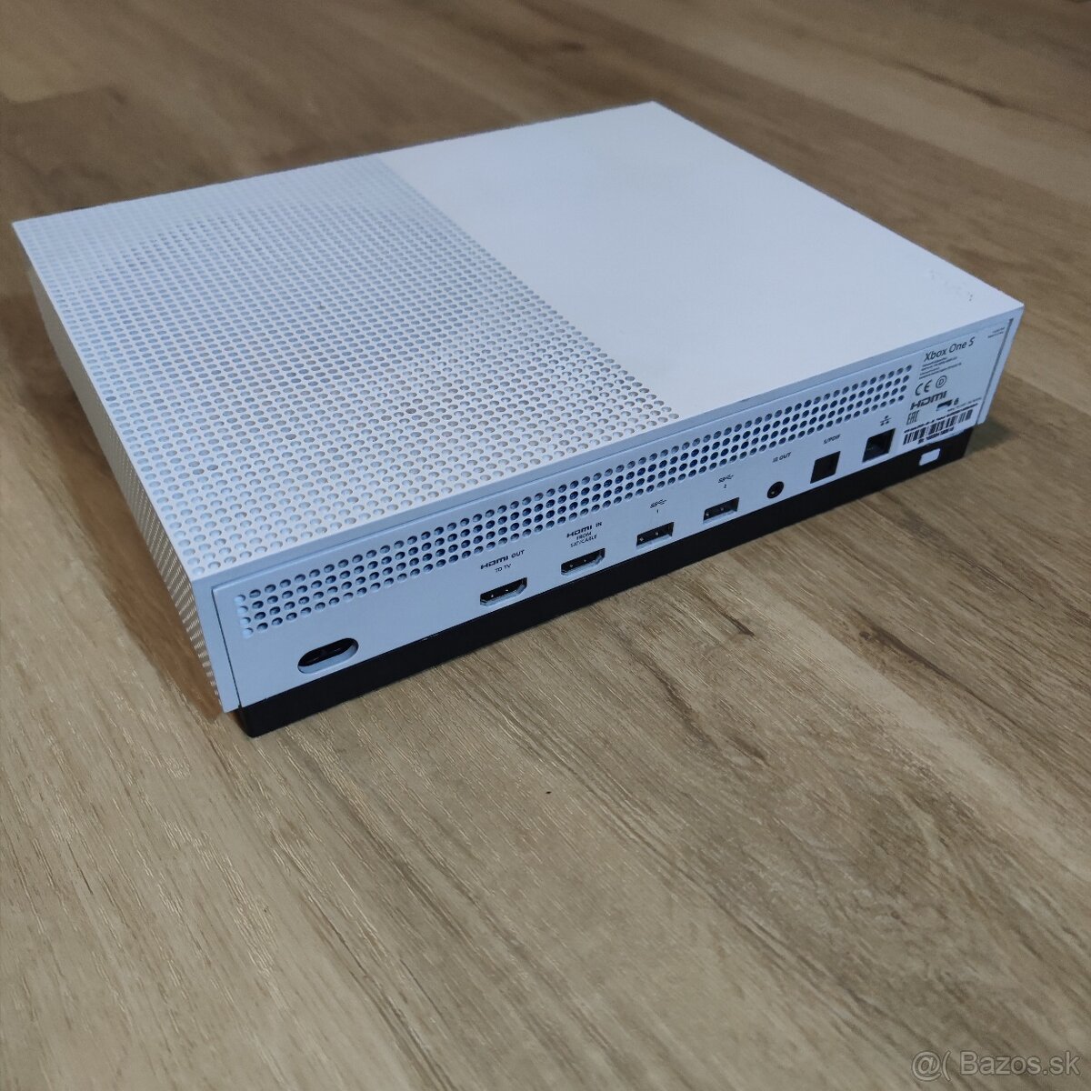 Xbox One S 1TB, ovládač, hry - 3