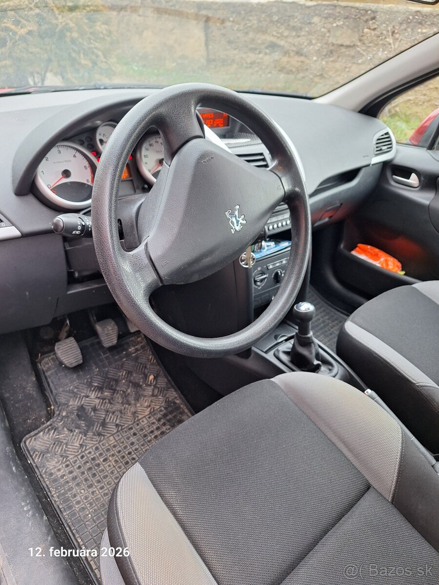 Peugeot 207 1,4 hdi - 3