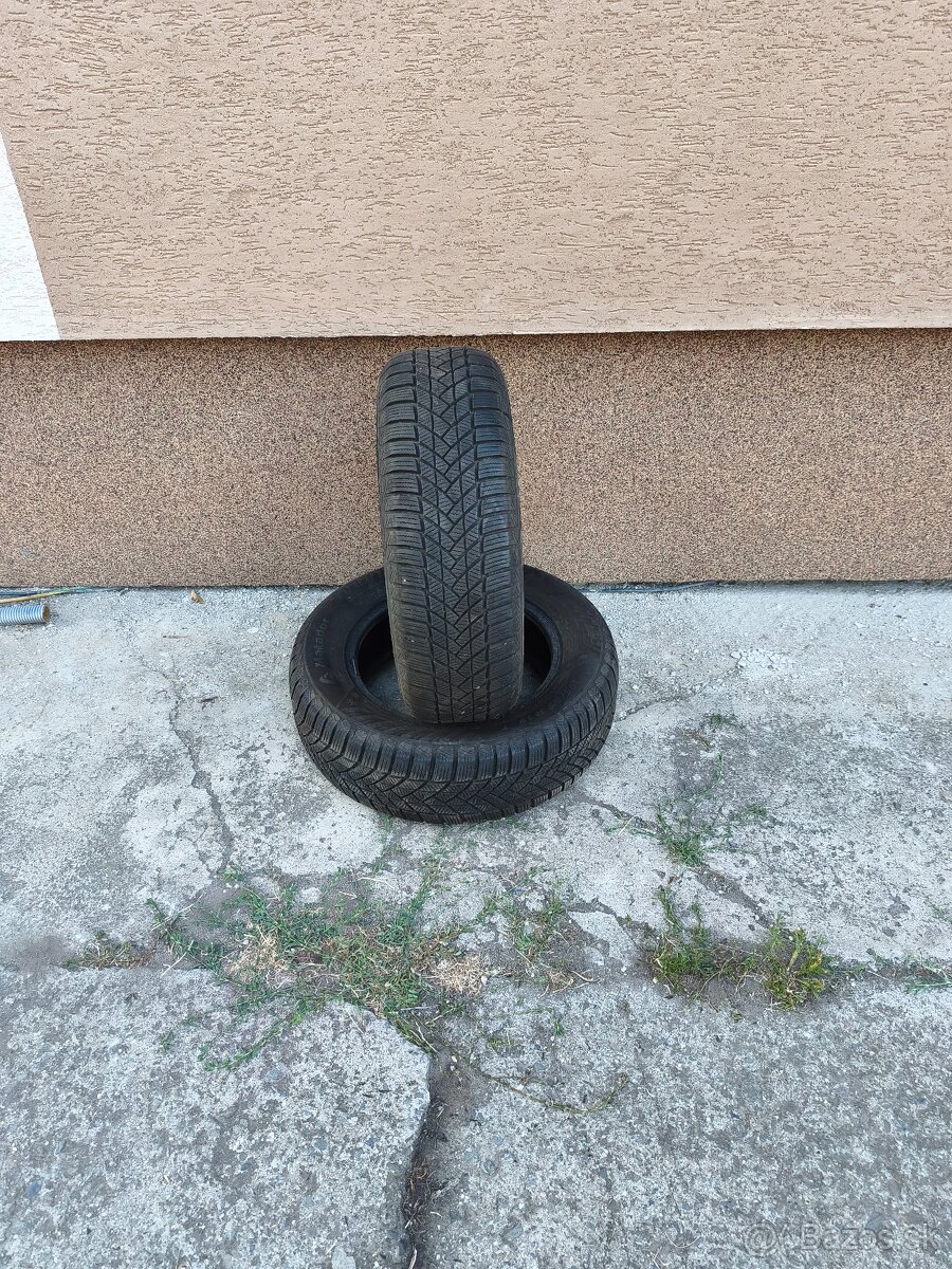 Pneu 195/65R15 - 3