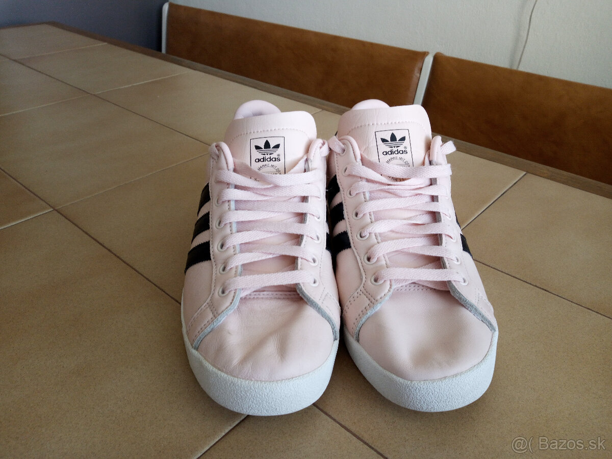 Damske kozene vodeodolne botasky ADIDAS. - 3