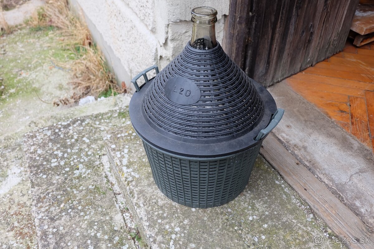 Rôzne Sudy od 220 litrov a menšie a demižóny na predaj - 3