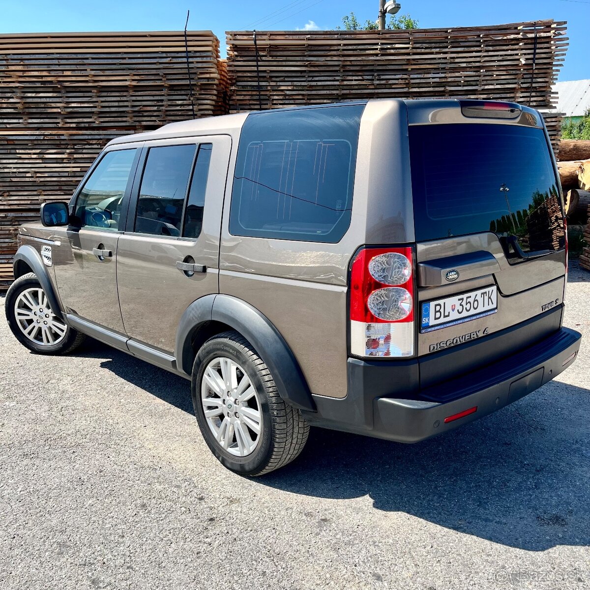 LAND ROVER DISCOVERY 4 - 3