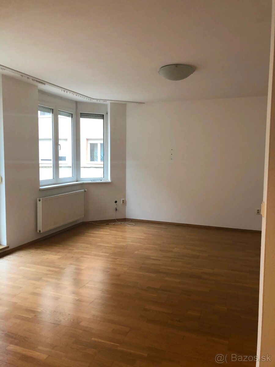 Realitná kancelária Realadr s.r.o. - 3