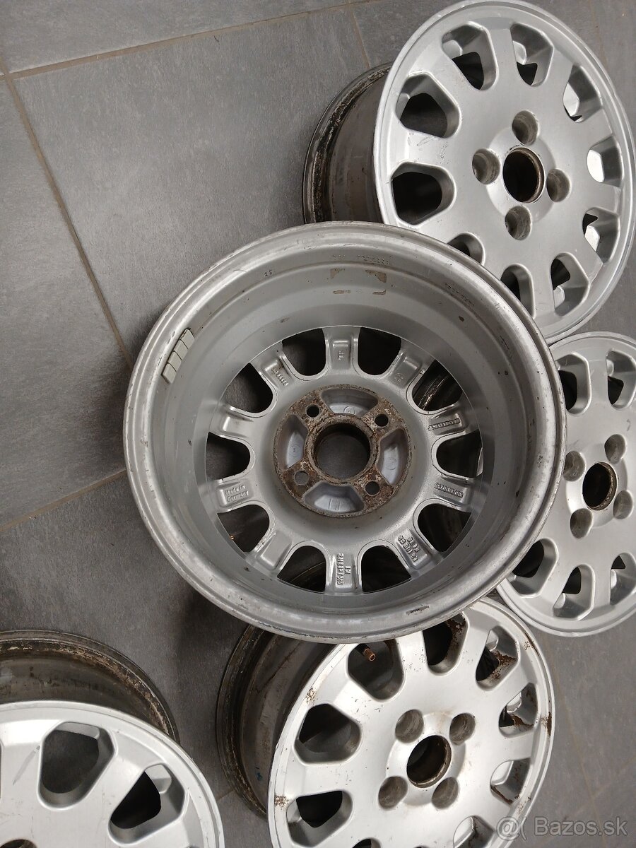 Felicia mystery 4x100 r13 - 3