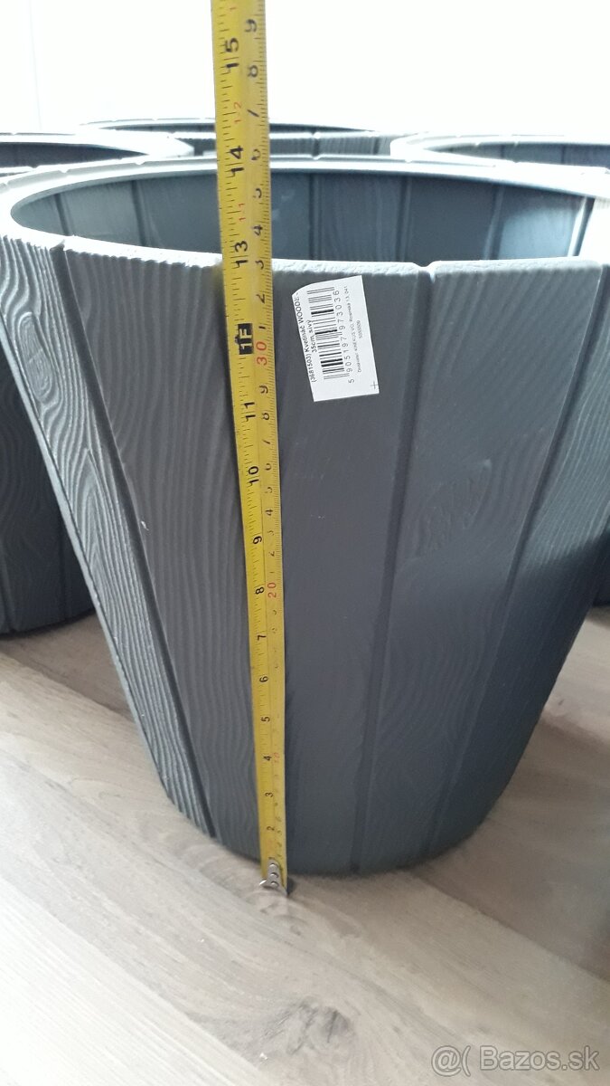 3ks stredne veľké, nové plastové črepníky - 3