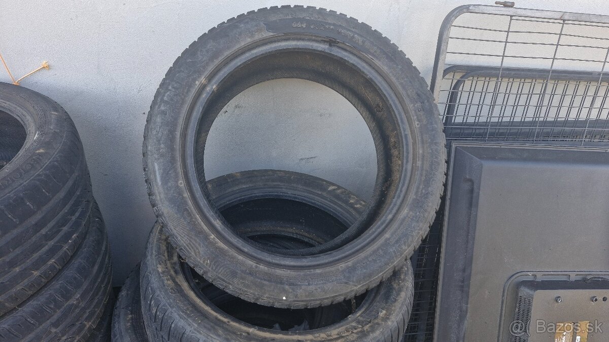 Pneumatiky 225/50 R17 - 3