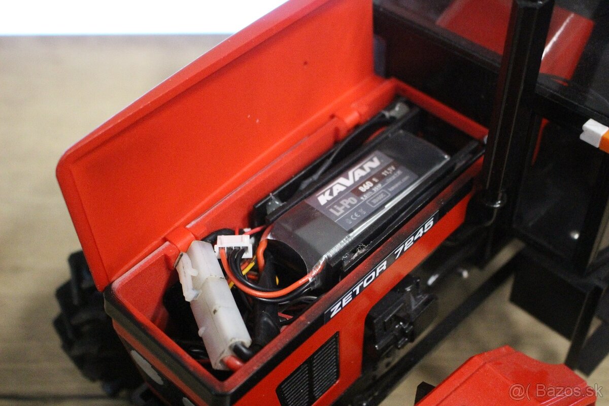 Replika Zetor 7245 RC + vlečka - 3