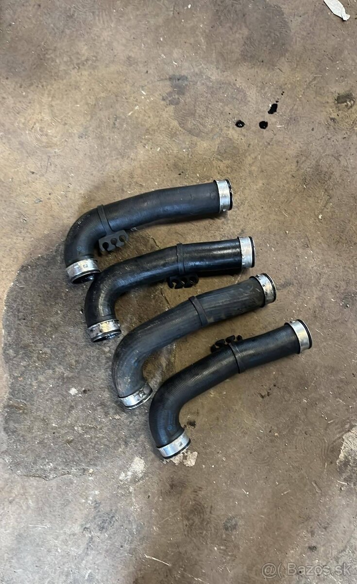 Tlaková hadica intercoolera - 3