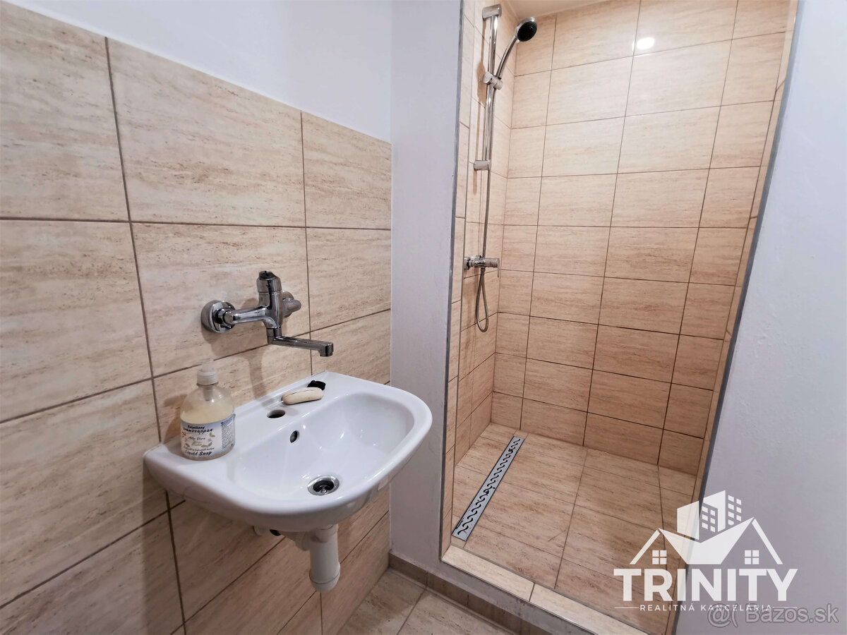 Na predaj polyfunkčná budova v Nových Zámkoch - 3