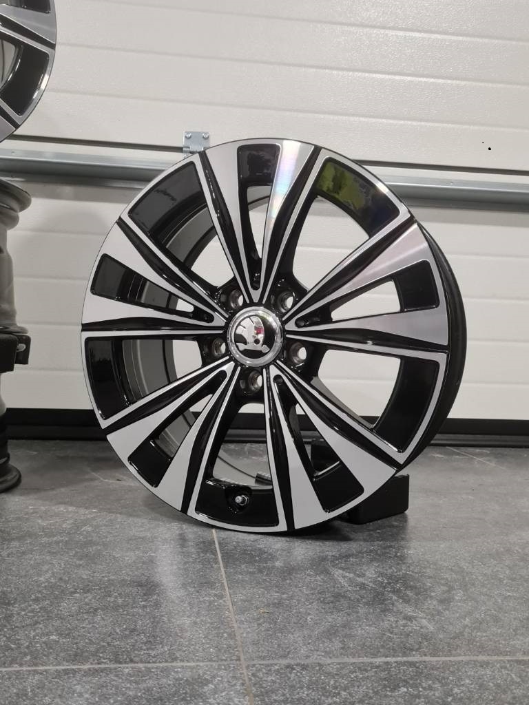 Skoda Superb,Octavia,Kodiaq Karoq, alu disky R17 - 3