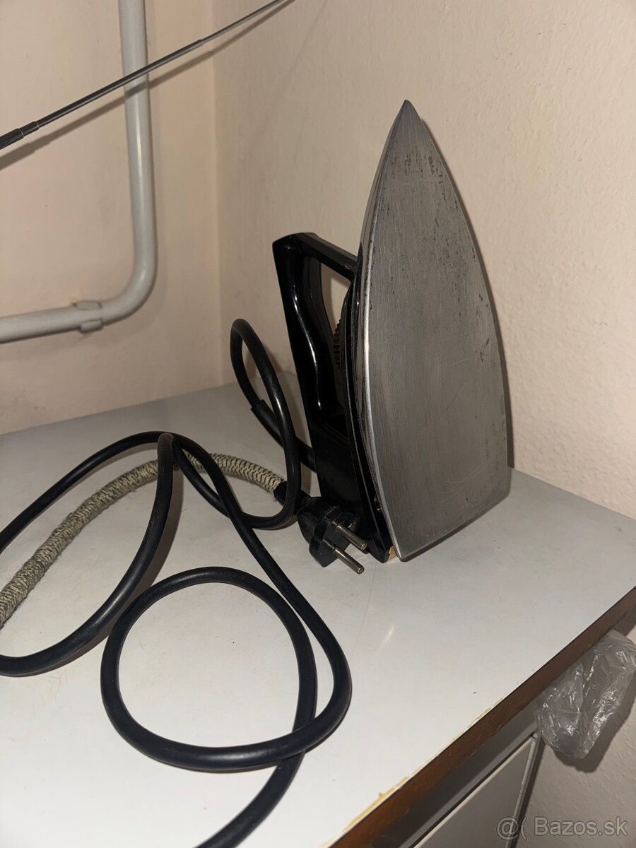 Starožitna žehlička - 3