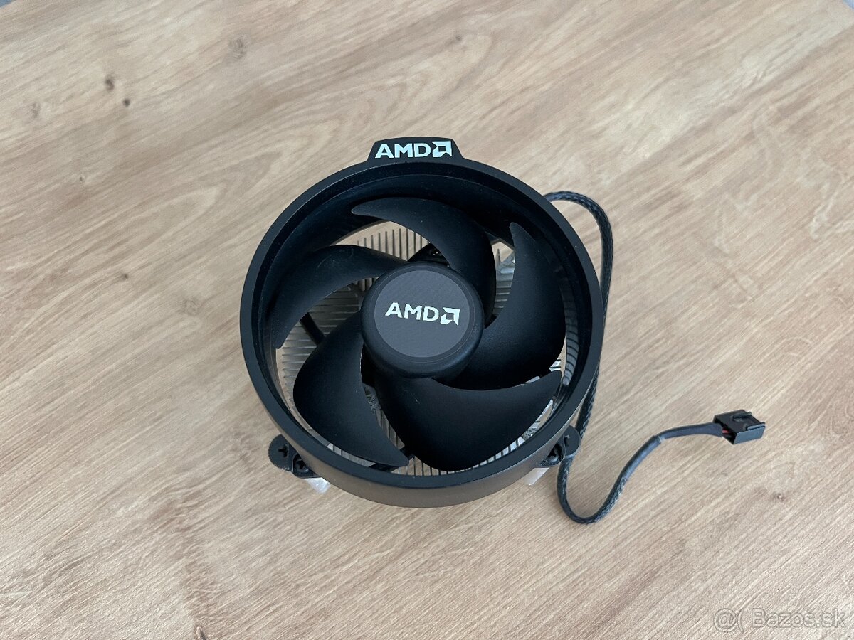 AMD Ryzen 5 3400G + chladič AMD Wraith - 3