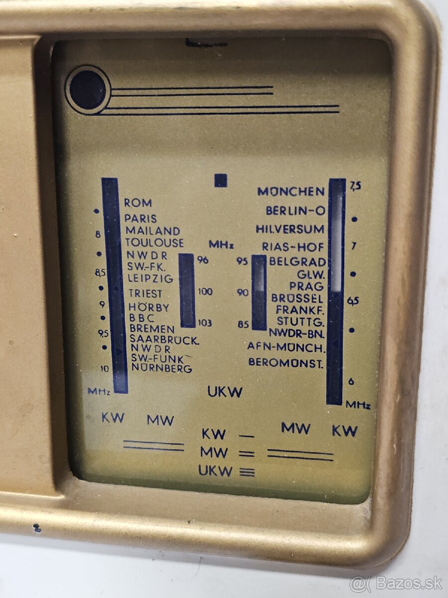 TE-KA-DE Z483 》Starožitné elektronkové radio 》bakelit Tekade - 3