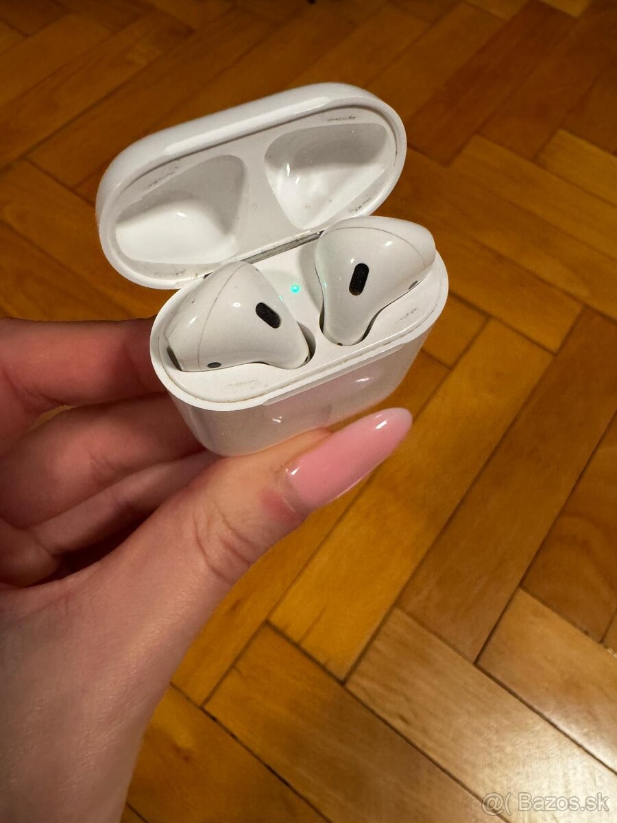 Apple AirPods 2 (2019) - 3
