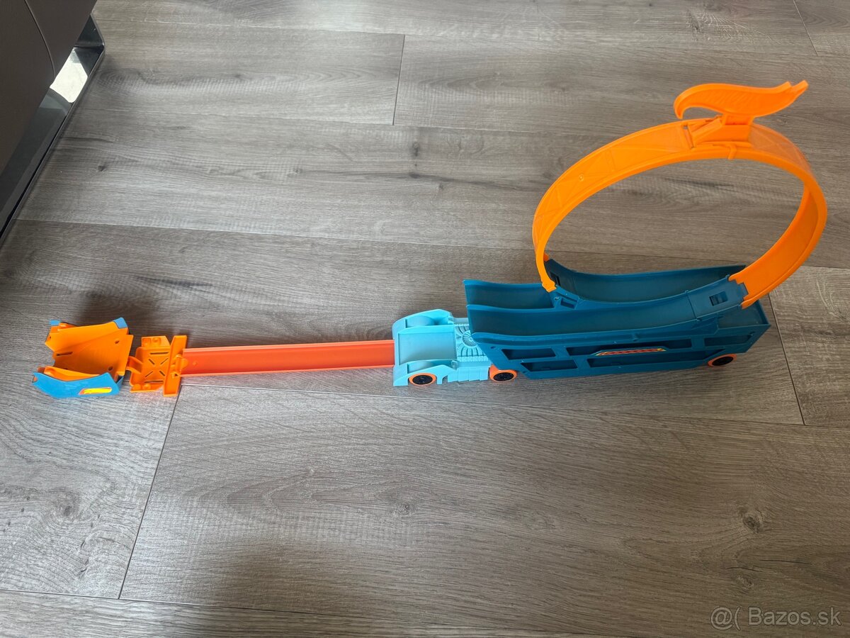 Mattel Hot Wheels Ťahač a horská dráha GCK38 - 3