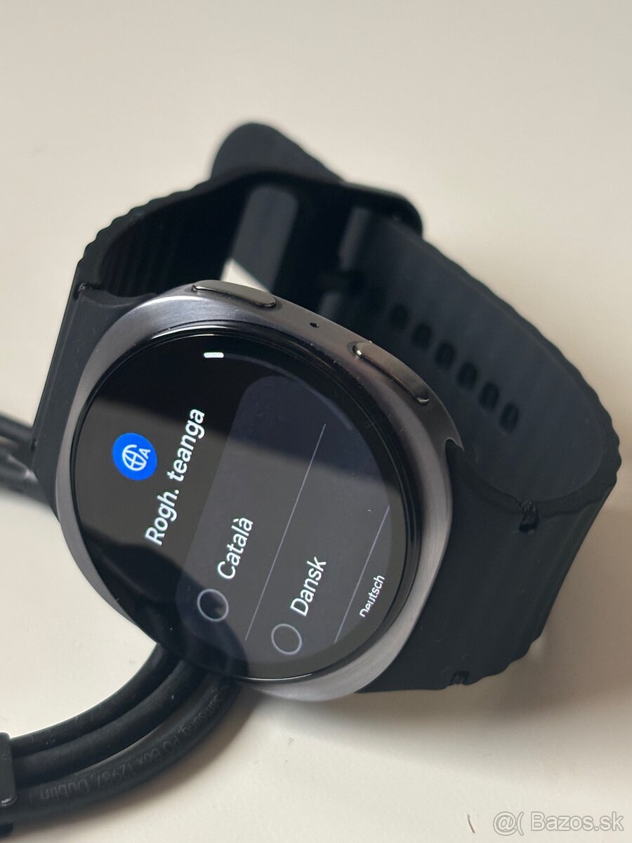 Samsung Galaxy Watch 8 40mm, Black & Silver - 3