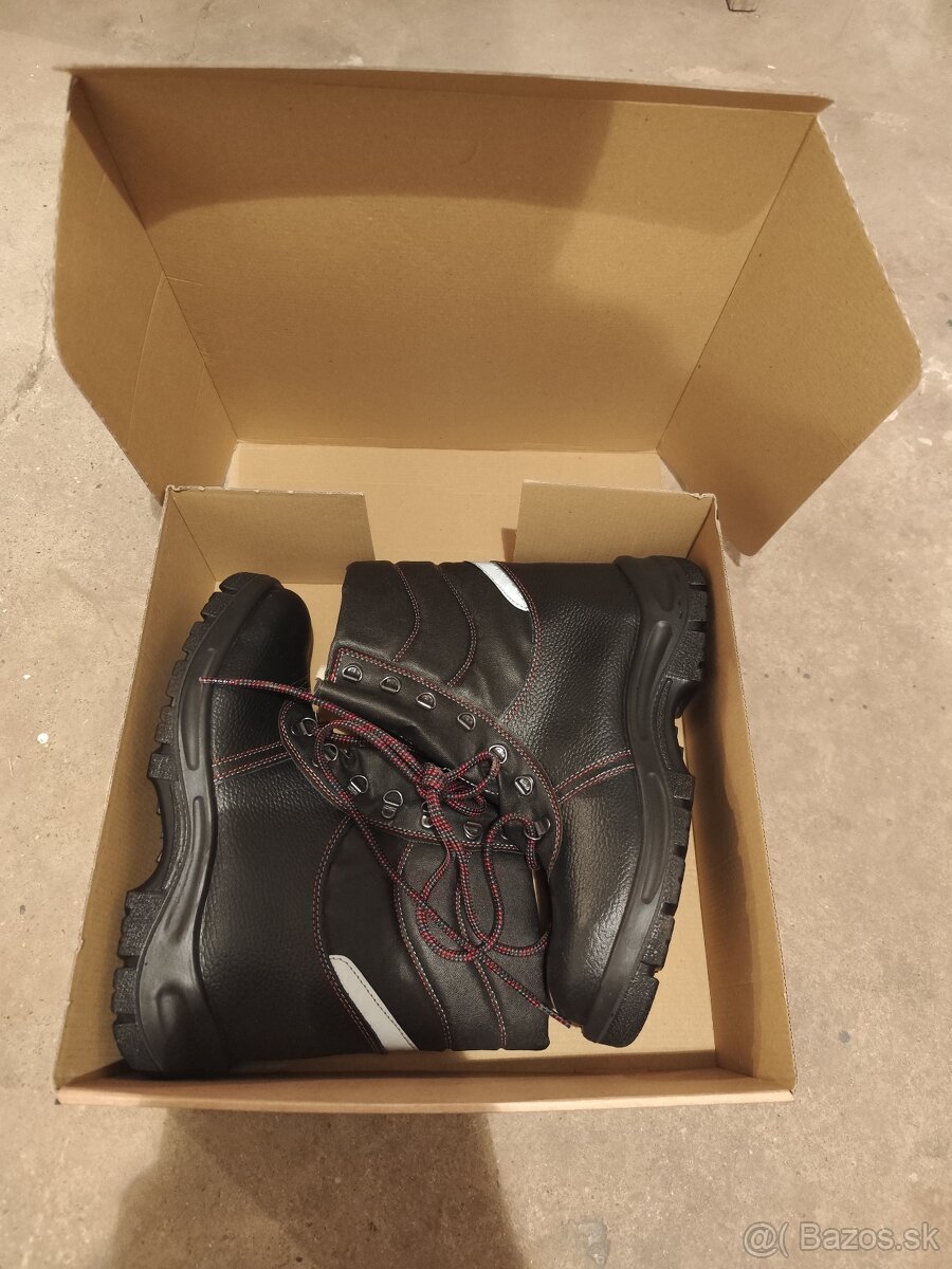 Pracovná obuv 43 - 3