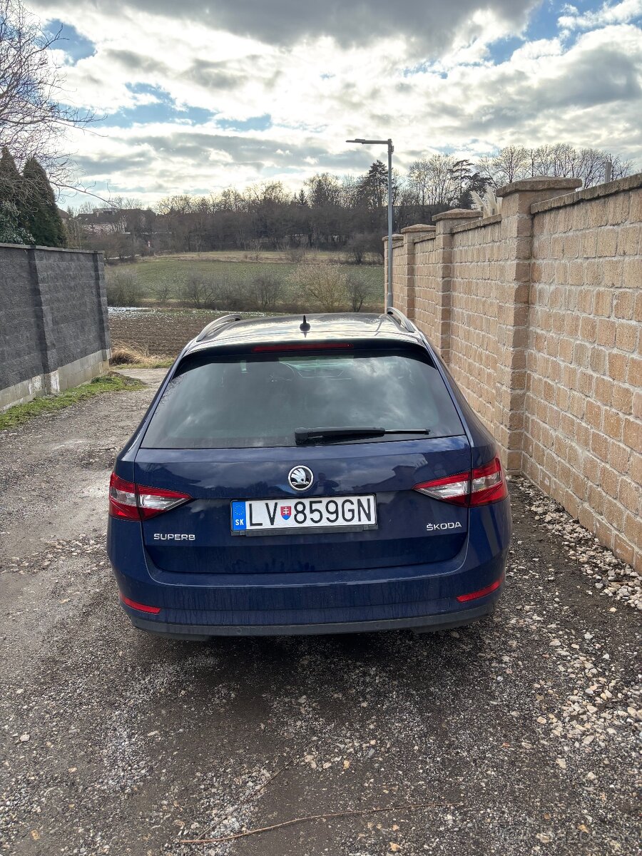 Škoda Superb 2.0TDI 110kw DSG 2017 - 3