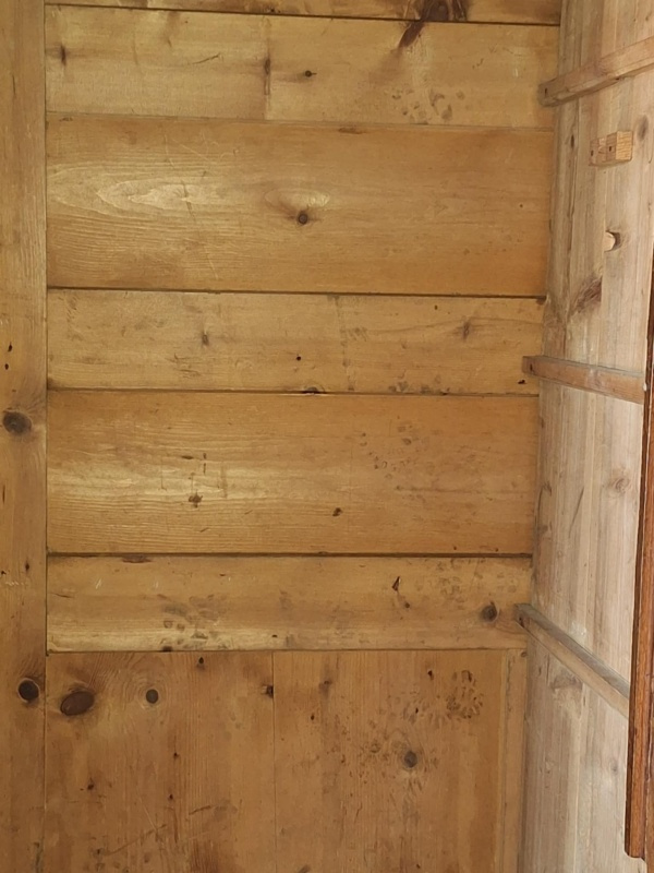 STAROŽITNÁ SKRIŇA - 3