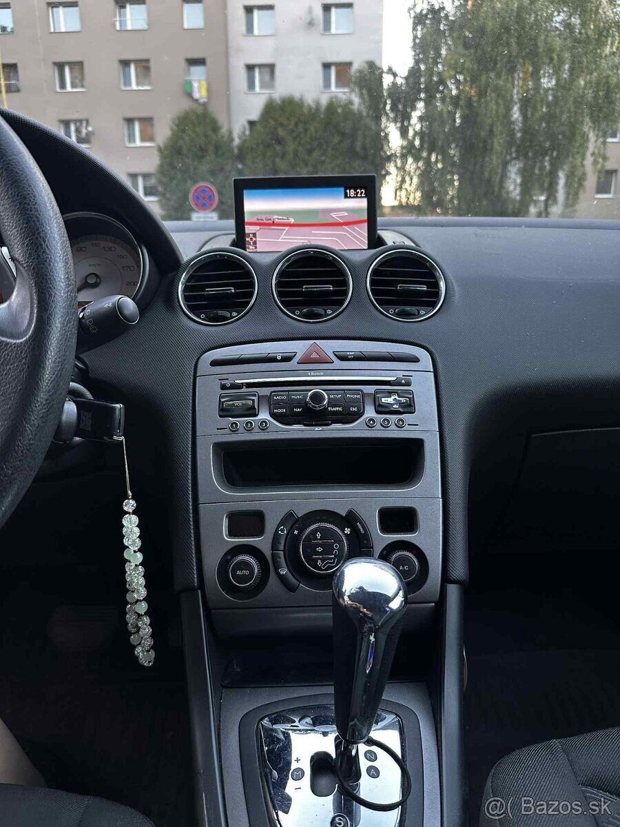 Peugeot 308 1.6 HDI PREMIUM výbava - 3