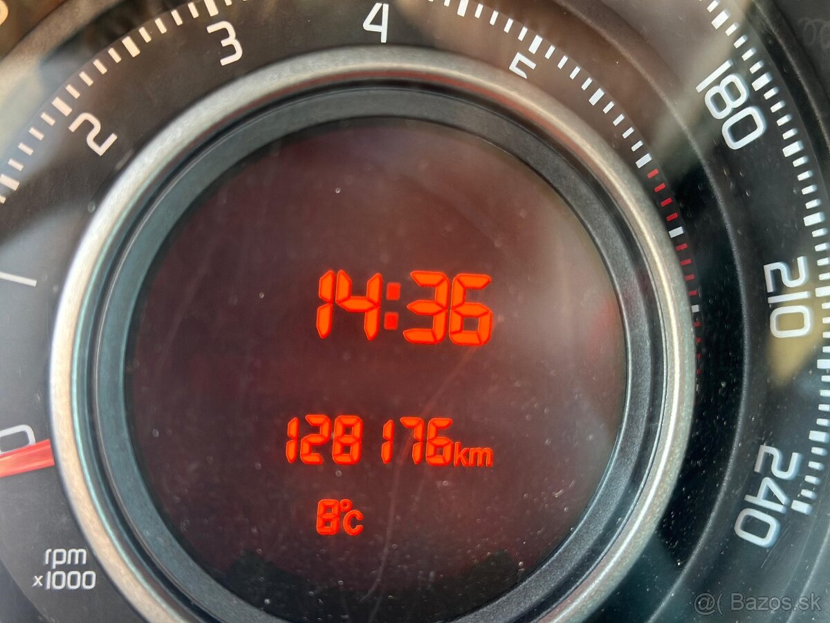 Fiat 500 Abarth - unikátny polep - 3