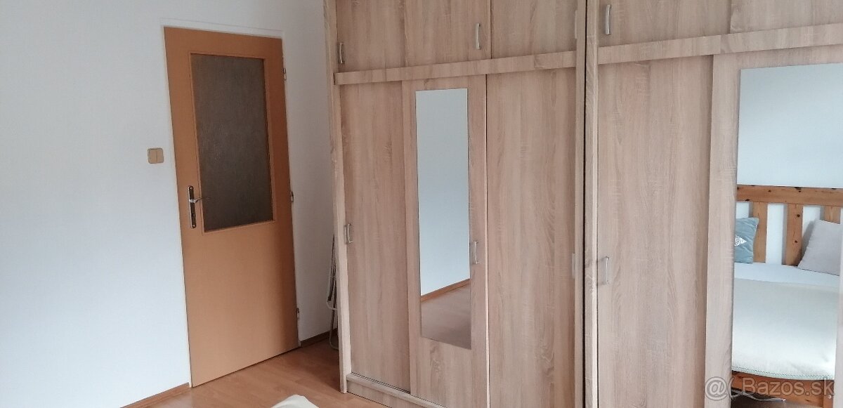Prenájom 2-izbového bytu v Trenčianskych Tepliciach. - 3