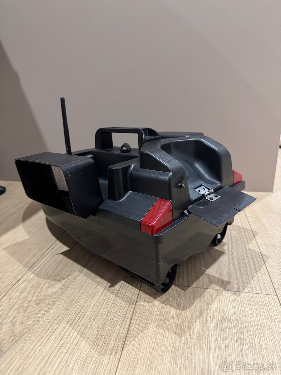 Zavážacia loďka - 3