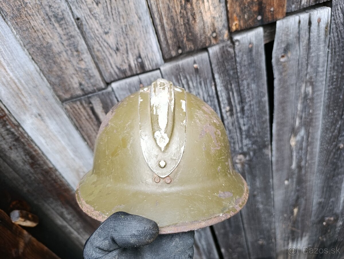 Stará vojenská helma - 3